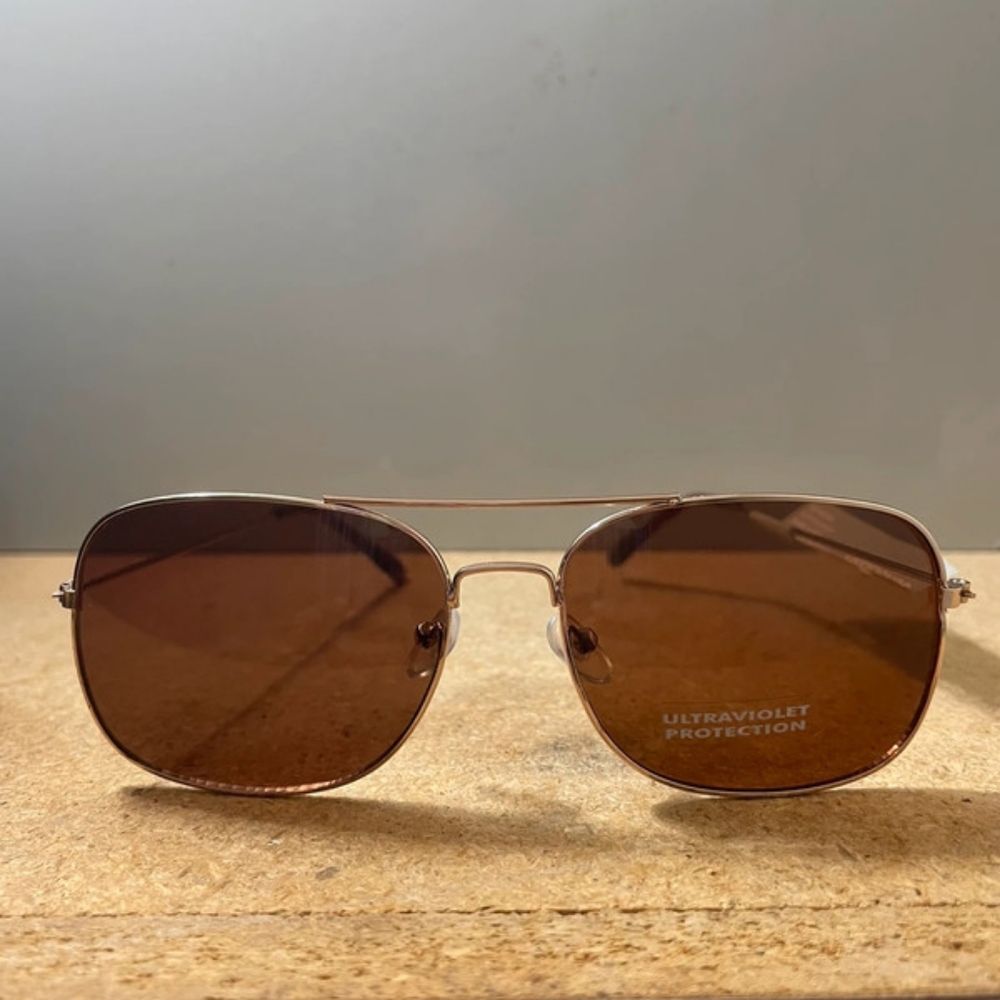 Gold square aviator style sunglasses